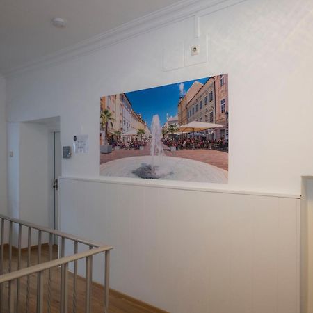 Cityhotel Am Domplatz Self-Checkin Klagenfurt am Woerthersee Zewnętrze zdjęcie
