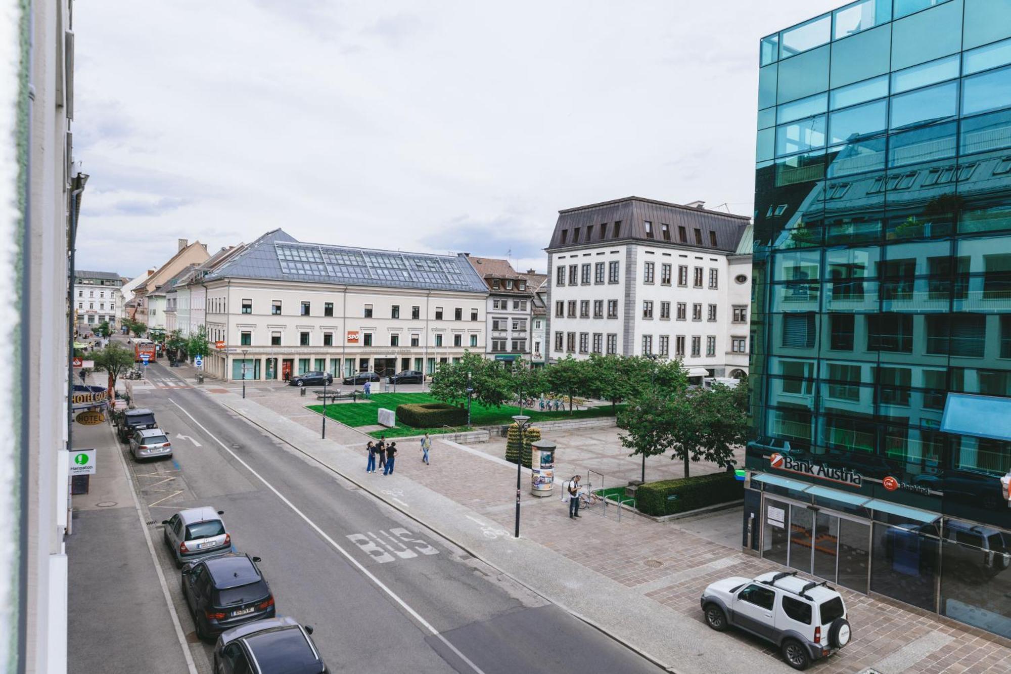 Cityhotel Am Domplatz Self-Checkin Klagenfurt am Woerthersee Zewnętrze zdjęcie