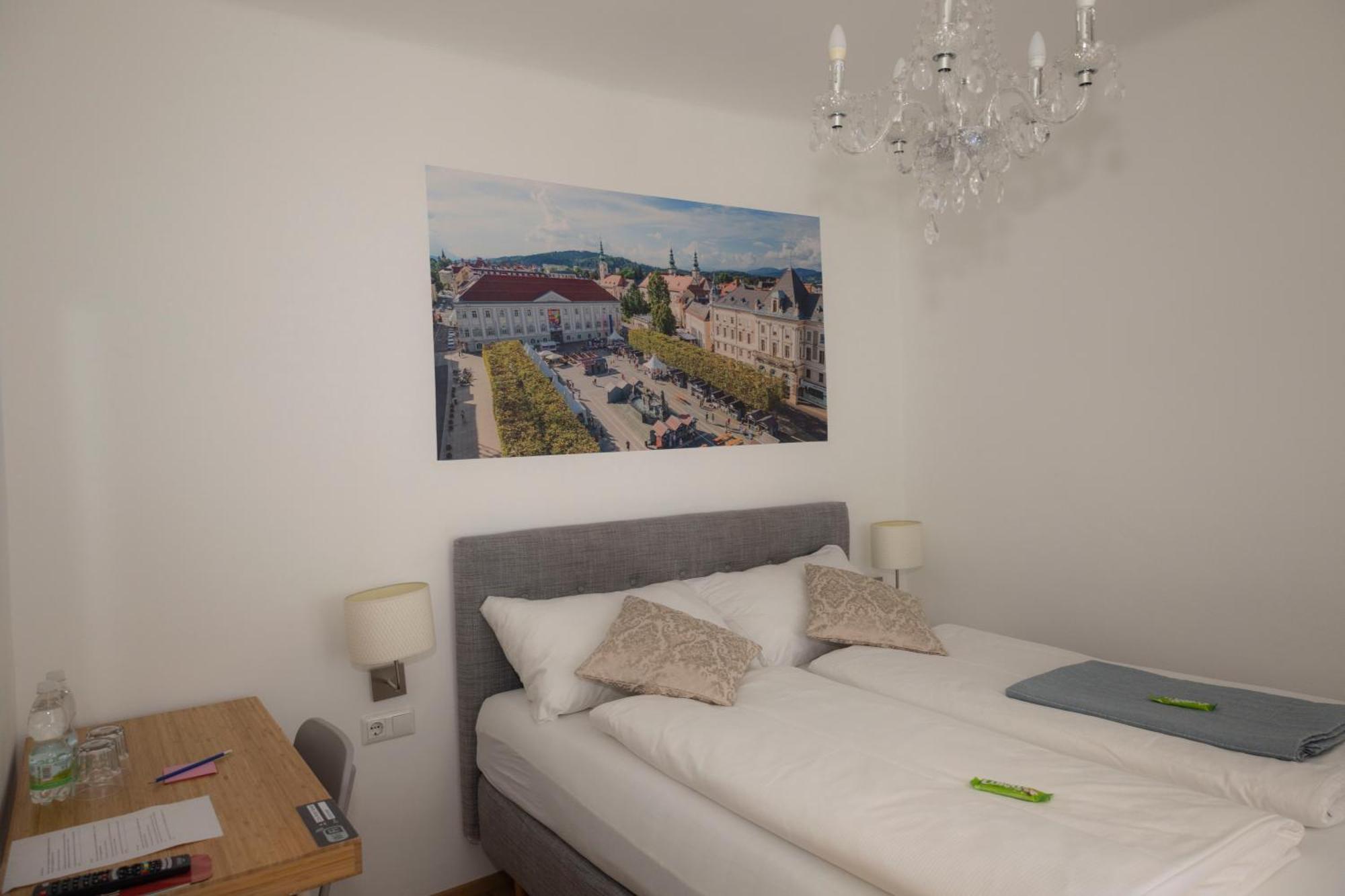 Cityhotel Am Domplatz Self-Checkin Klagenfurt am Woerthersee Zewnętrze zdjęcie